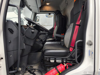 RENAULT D 250 hákový naťahovák kontajnerů TECHNOCAR - 2