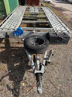 Autoprepravník JSU 2800 kg - 2