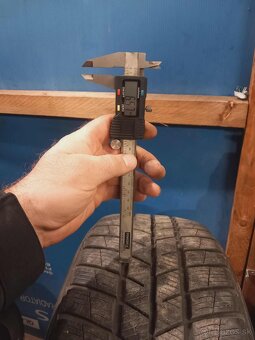 Pneumatiky zimné - Barum 215/50/R18 - 2