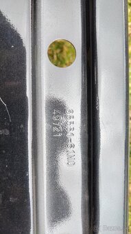 Vystuha zadneho naraznika - 2