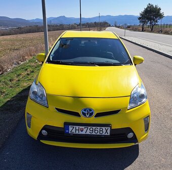Predám Toyota Prius 1.8 Hybrid 2012 - 2