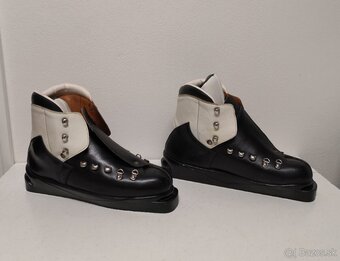 Staré vzácne lyžiarske topánky BOTAS - 2