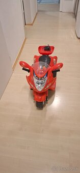 Predám elektrickú motorku - 2