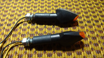 LED Mini smerovky čierne 1 pár - 2