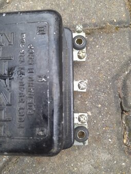 Predam Regulátor napätia uaz gaz volga - 2