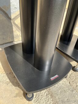Dynaudio Stand 4 - 2