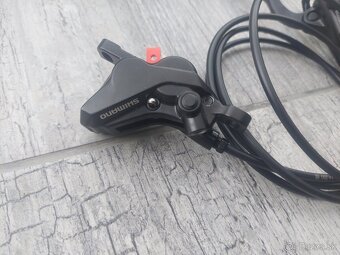 Brzdy Shimano - 2