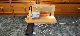 Predám kabelový šijací stroj Veritas 8014/40 - 2