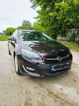 Opel Astra J - 2