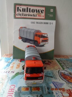 LIAZ BOBR a ŠKODA 706 RT-plošinový zdvihák - 2
