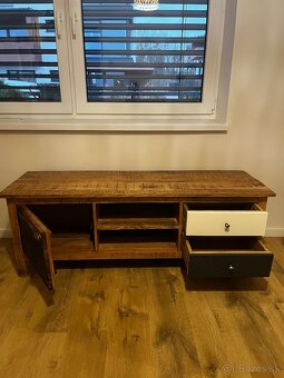 Tv stolík - 2