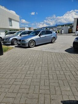 Bmw e90 325i - 2