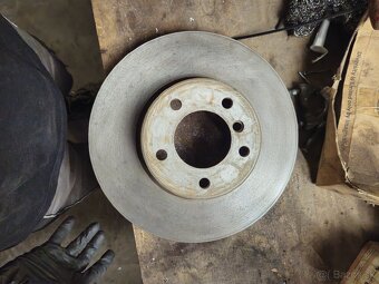 Predné nepoužité Kotúče BMW (E60, E61, E63, E63, E64) - 2
