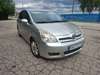 Toyota Corolla Verso 2.0 D 85 kw 7 miestny - 2