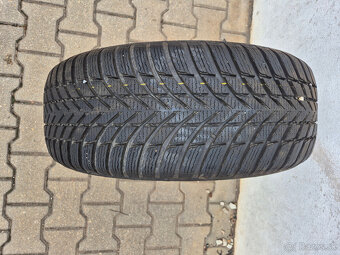 Predám Nokian 225/55 R18 - 2