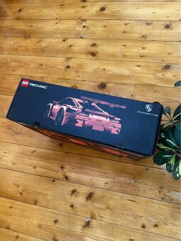 LEGO Technic 42056 - 2
