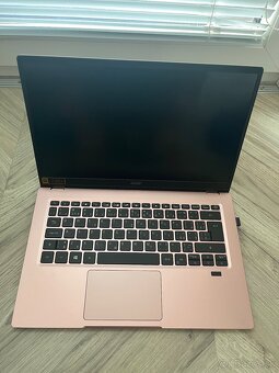 Notebook Acer Swift 1 Sakura pink celokovový - 2