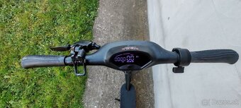 Elektrická kolobežka - 2