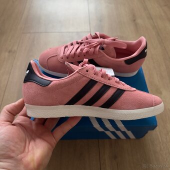 Adidas - 2