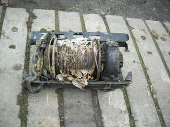 Prodam navijak zil 131 nový. - 2