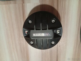 Set reproduktorov B&C - 2