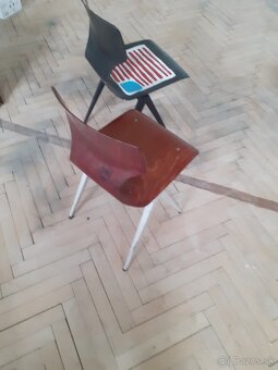 Predám stare stolicky. - 2