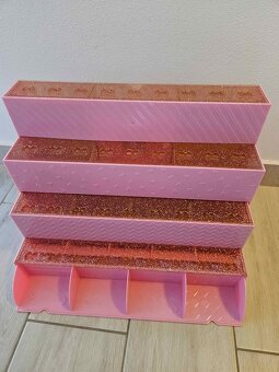 Stojan pre L.O.L. babiky - 2