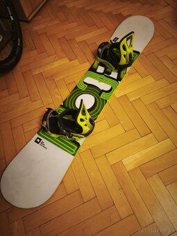 snowboard s viazanim - 2