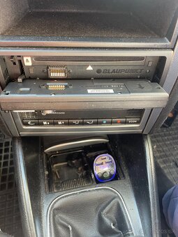 Predám rádio blaupunkt - 2