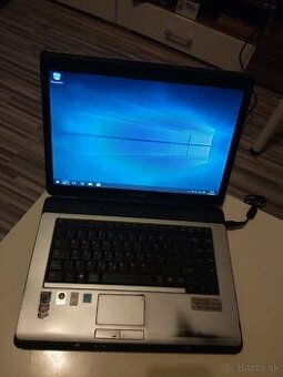 „Starý Toshiba laptop – Funguje, ale je pomalý - 2