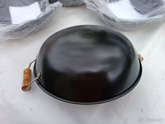 Wok panvica - 2