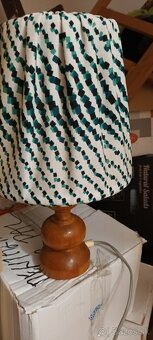 Lampa nočný stolík. - 2