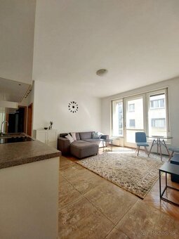 na prenájom 3 izbový byt Bratislava-Staré Mesto, Gorkého ul - 2