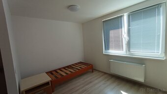 RezervovanéNa prenájom 1 izbový byt Slepčany - 2