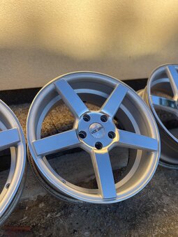 5x112 r17 vossen disky - 2