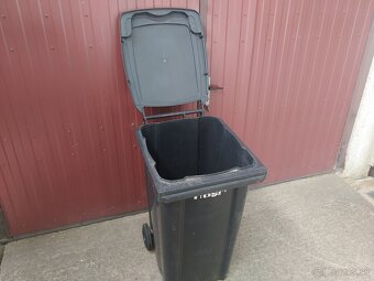 nádoba na smetie 240L - 2