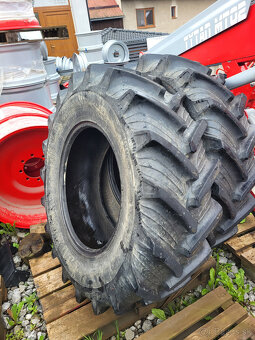 ponúkam 16 9 28 taurus zetor - 2
