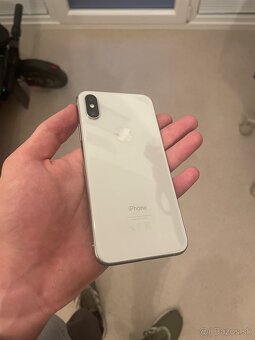iPhone XS + AirPods 2 - 2