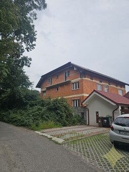 Predaj: Rodinný Dom 10 izbový, Prievidza, Pozemok 1492m2, - 2