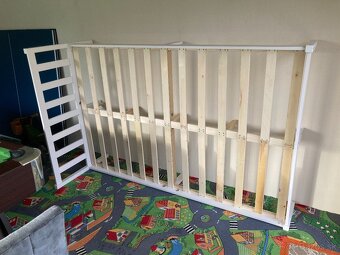 Predám postel 180x120 biela - 2
