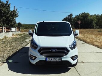 Prenájom Ford Tourneo Custom - 8 miestne - 2