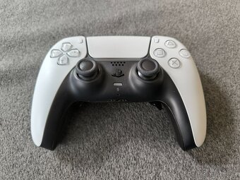 Predám custom PS5 ovládač - 2