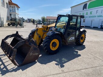 JCB 2015 4x4 čelný nakladač VIN 216 - 2