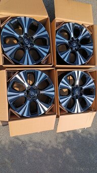 R19 toyota Land cruiser, hilux - 2