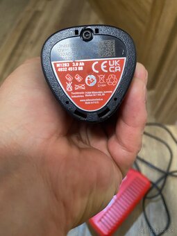 AKU RÁZOVÝ UŤAHOVÁK MILWAUKEE M12 FIWF12 - 2