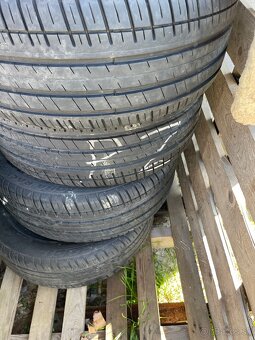 225/50 r17 - 2