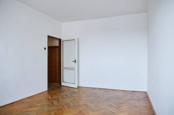 INVESTIČNÝ-1-IZB.-TEHLOVÝ BYT,PREDAJ,TYRŠOVO NÁBREŽIE,STARÉ  - 2
