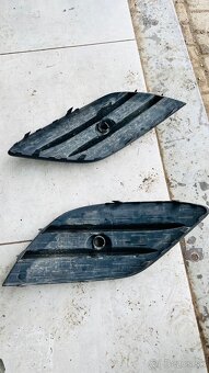 Predám kryt nárazníka Mercedes - 2