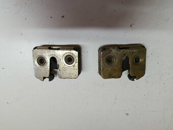 predne zamky dveri skoda felicia 30€ - 2