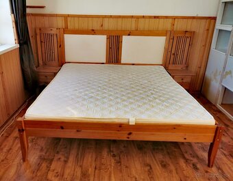Manželská posteľ z masívu – komplet set - 2